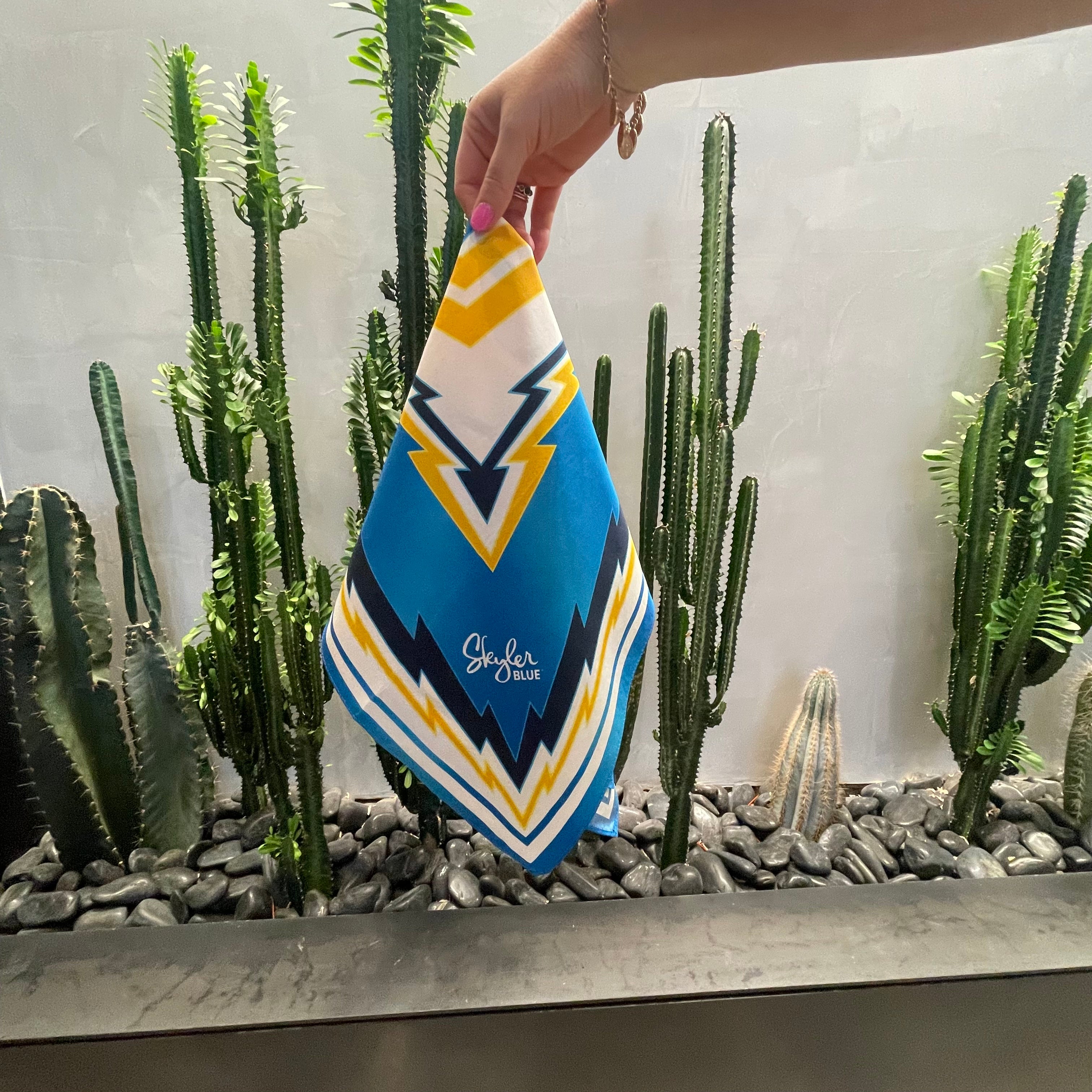 The Bolt Scarf 24in