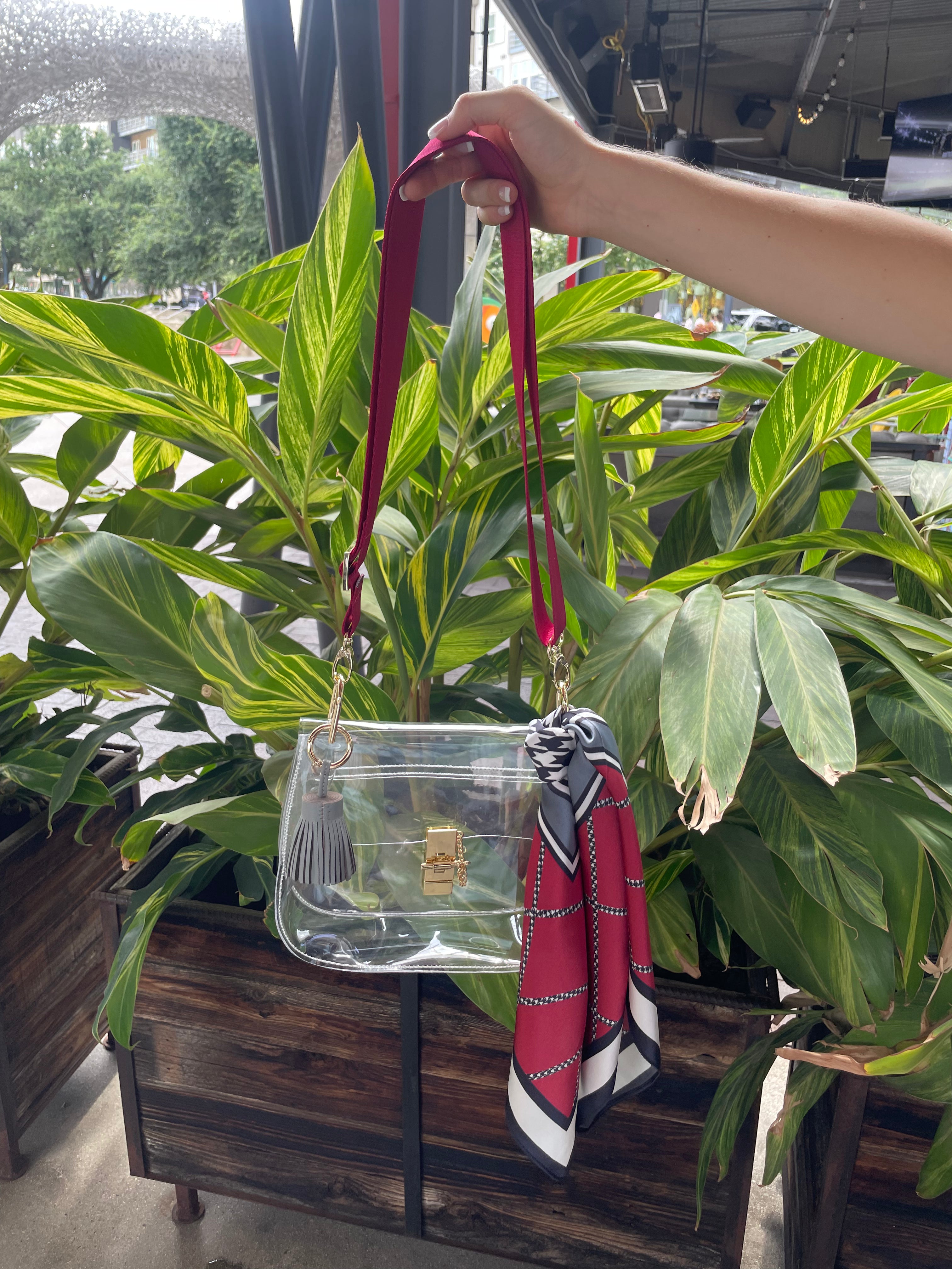 The Tuscaloosa Clear Medium Saddle Bag